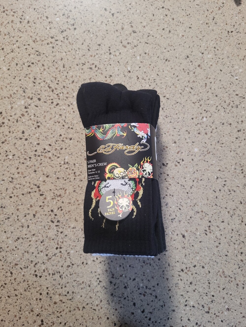 5-Pk Ed Hardy Mens Size 6-12  Cushioned Crew Socks Tattoo Fire Heart Y2K